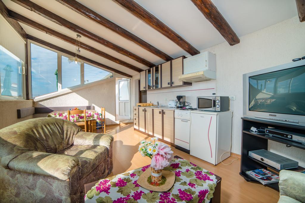 Apartments Daria Rovinj Rom bilde