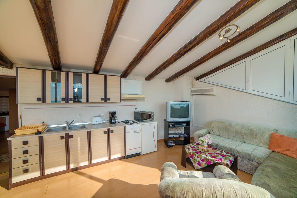 Apartments Daria Rovinj Rom bilde